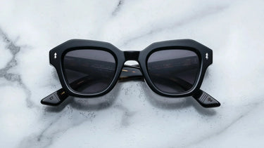 Eichler - Noir 11 - Drishti Platinum