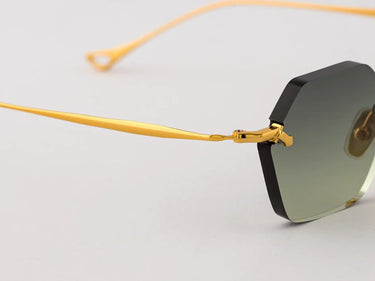 CARNABY C.4-52 - Drishti Platinum