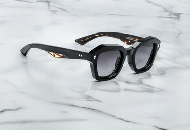 Eichler - Noir 11 - Drishti Platinum